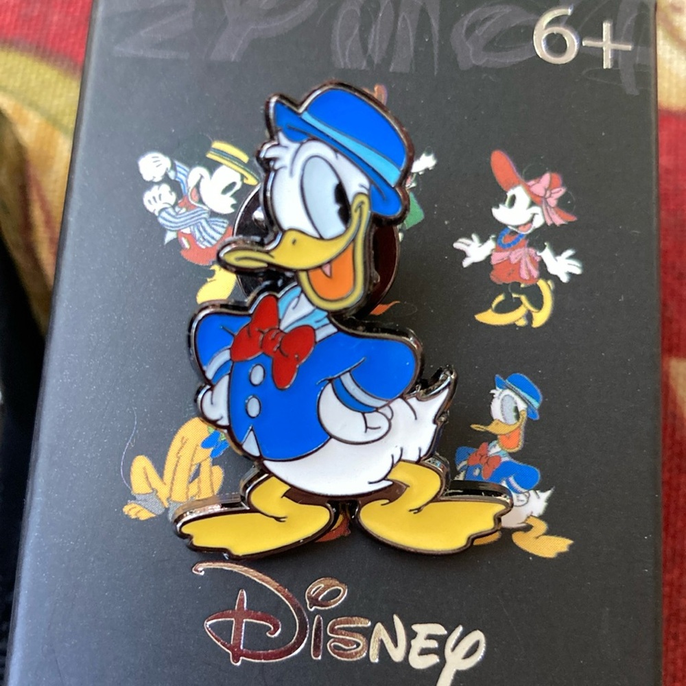 Disney Loungefly Dapper Donald Duck Pin